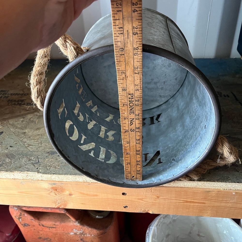Metallic Bucket with Rope Handles - Picture 5 of 7
